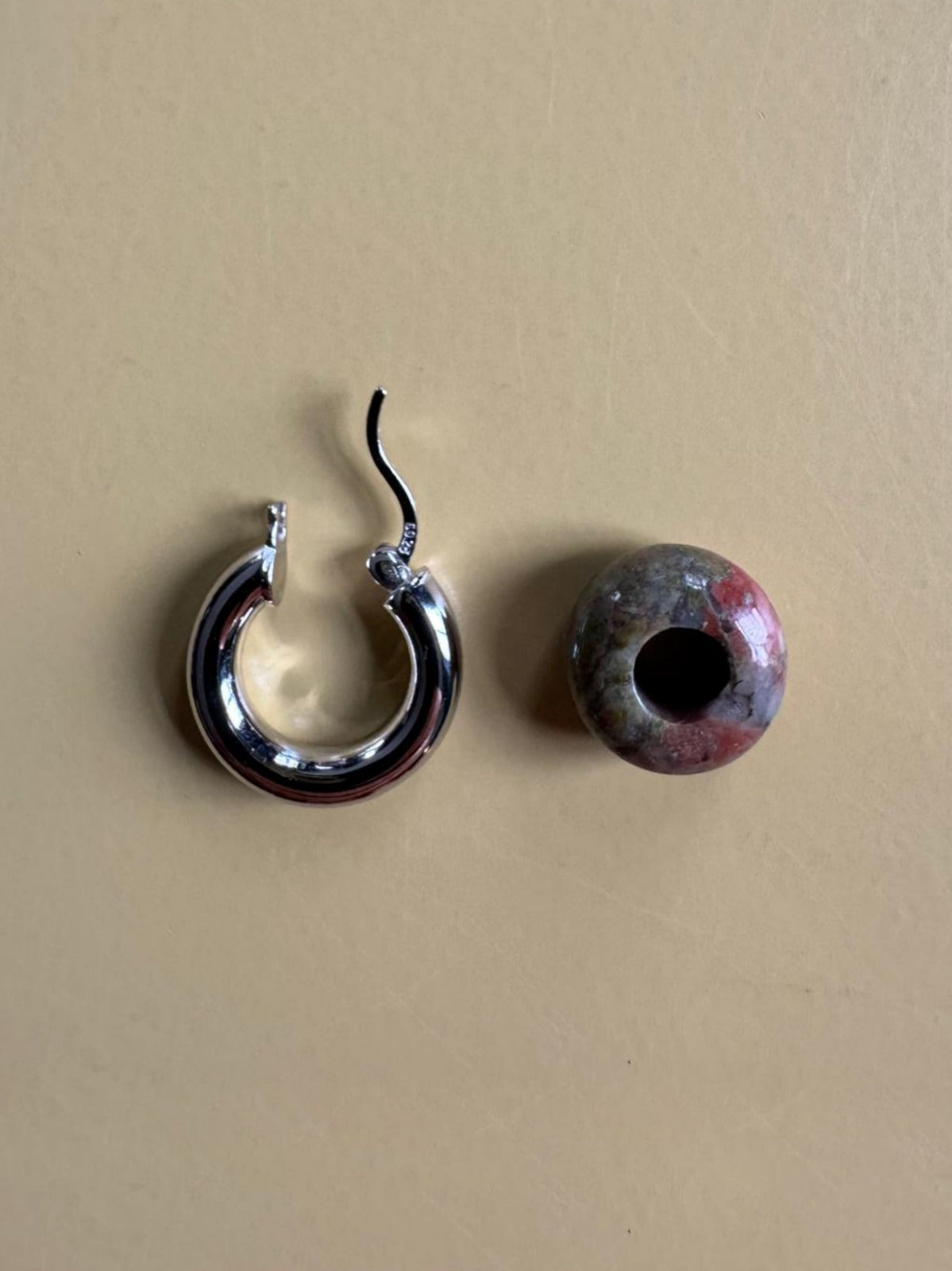 // DONUT EARRING ~ Unakite