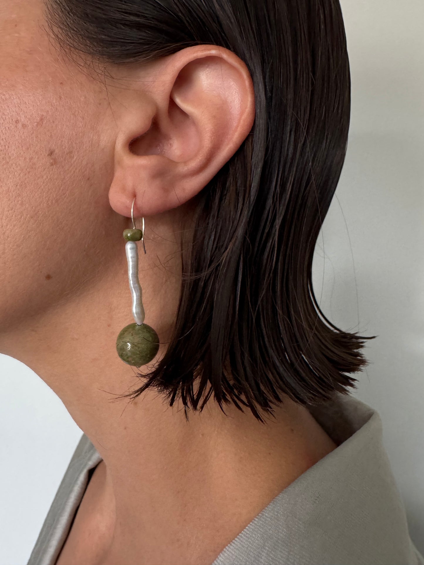 // LONG PEARL EARRINGS ~ Unakite